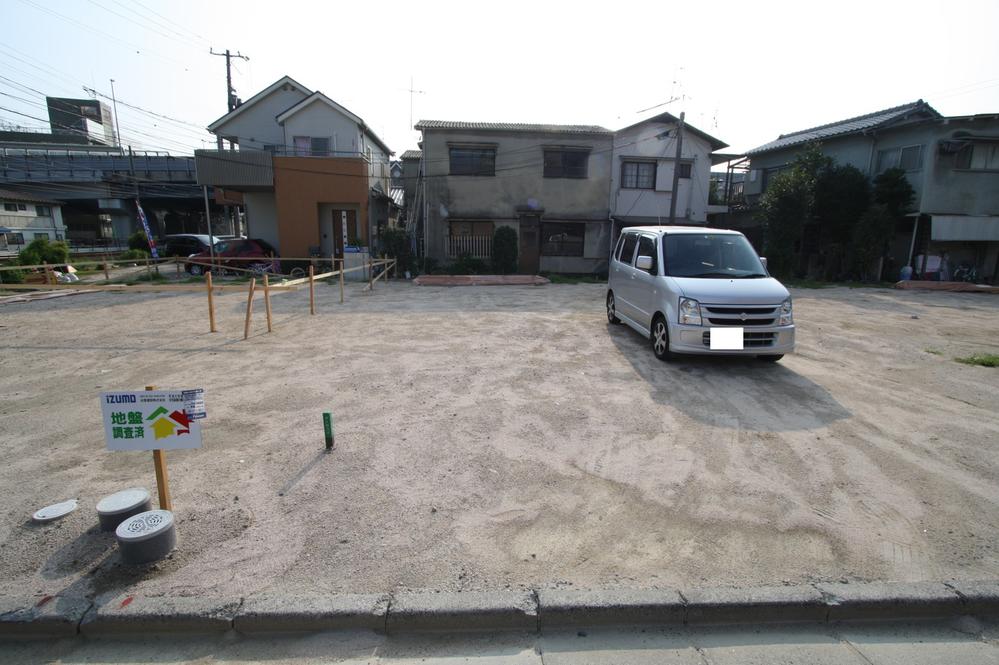 Local photos, including front road