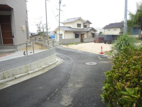 Local photos, including front road. West