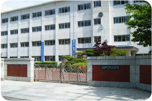 Junior high school. 880m up to municipal Iguchi junior high school