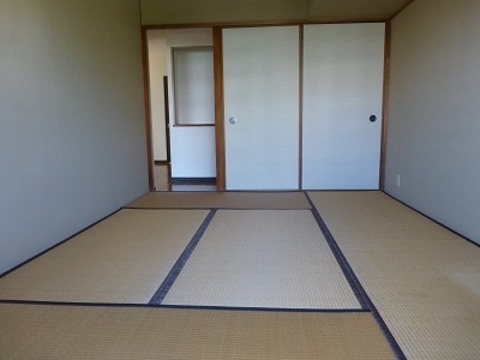 Other room space. ☆ Japanese-style room 6 quires ☆ And tatami mat sort ☆