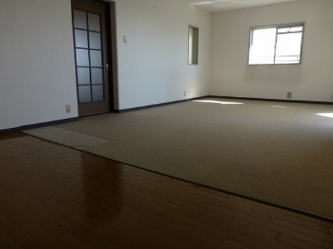 Living and room. ☆ living ☆