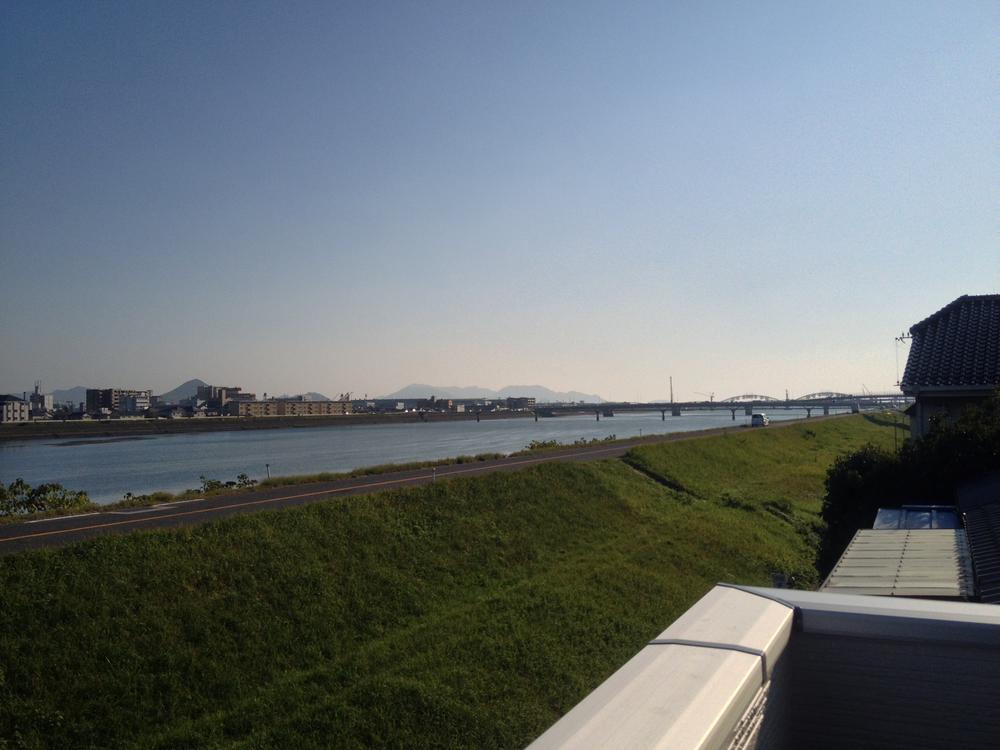 View photos from the dwelling unit