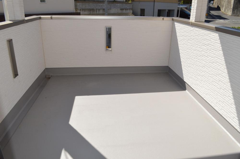 Balcony. Local (10 May 2013) Shooting