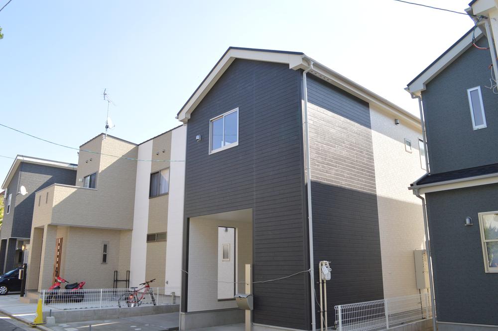 Local appearance photo