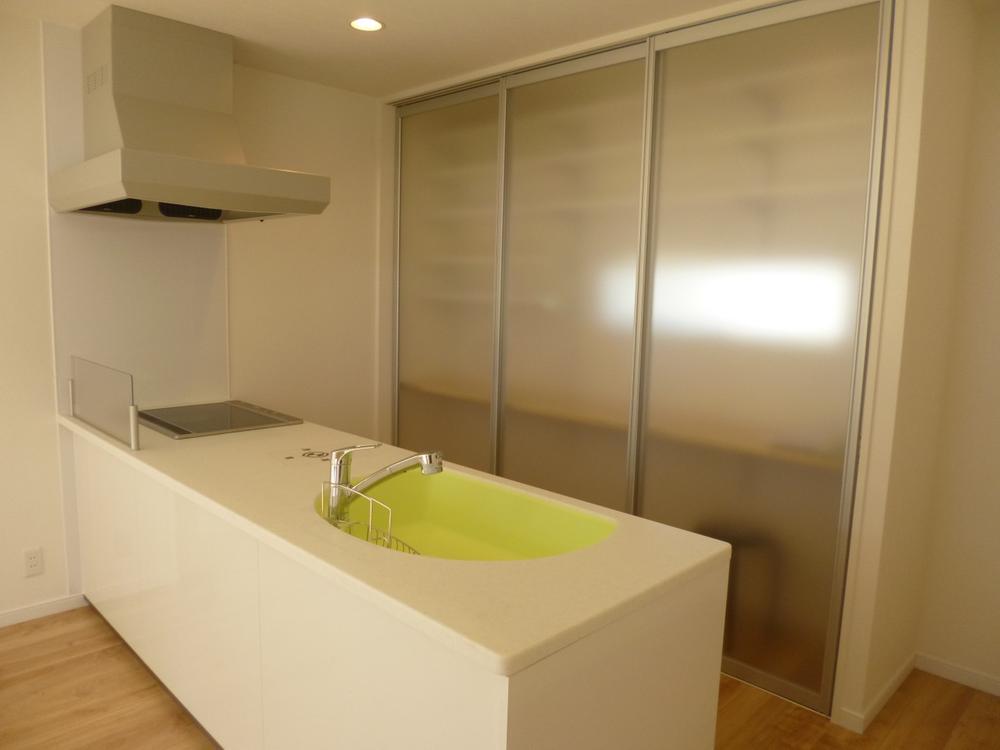 Kitchen. (September 2013) Shooting