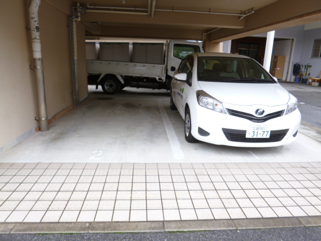 Parking lot