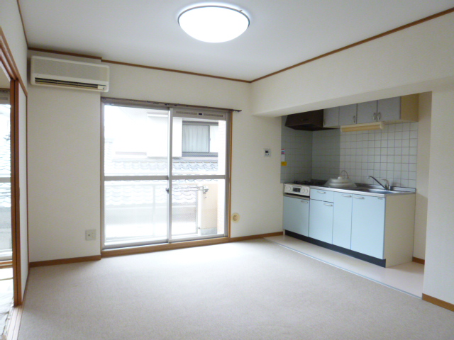 Living and room