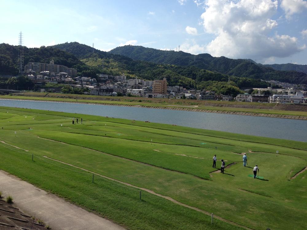 Other. Neighborhood facilities: Ota River riverbed