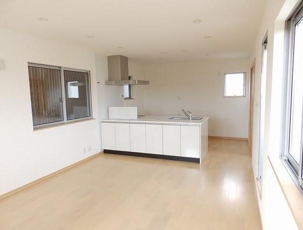 Living. 16 Pledge of wide LDK