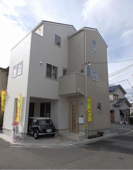 Local appearance photo. Built with garage