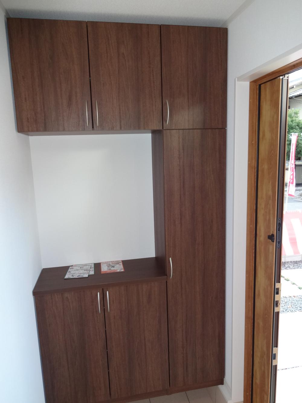 Entrance. Indoor (12 May 2013) Shooting