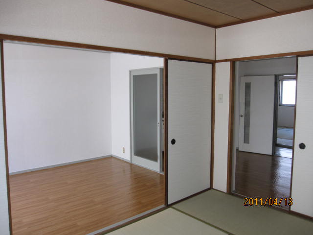 Living and room