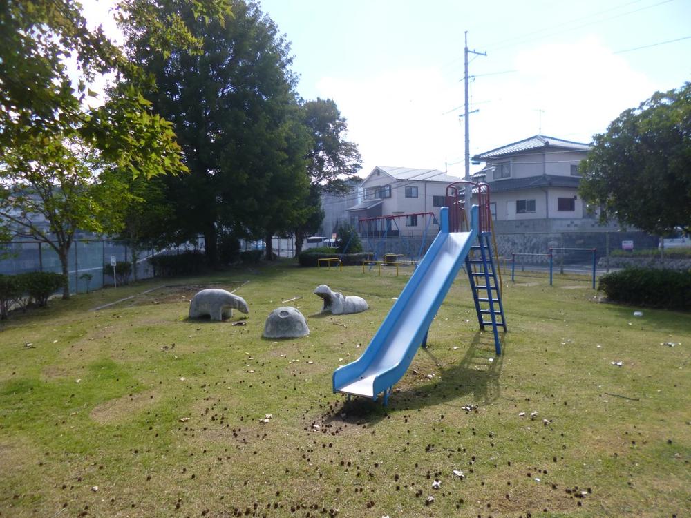 park. 50m to Yamada first park