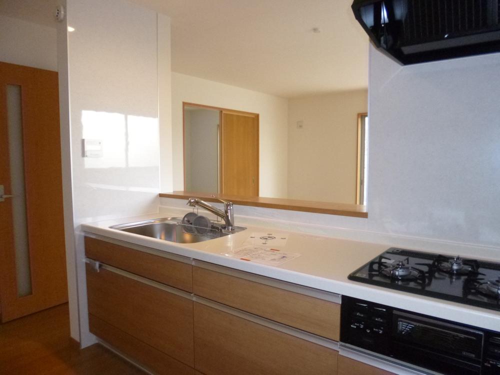 Kitchen. (December 2013) Shooting