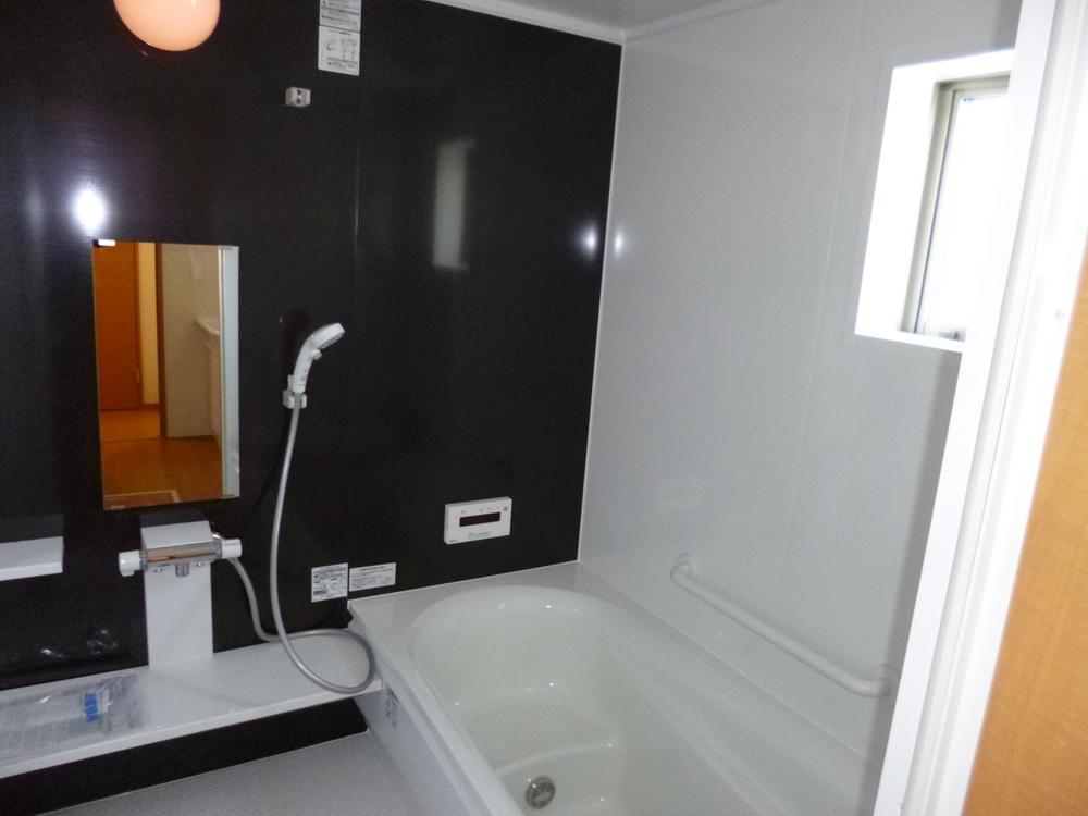 Bathroom. (December 2013) Shooting