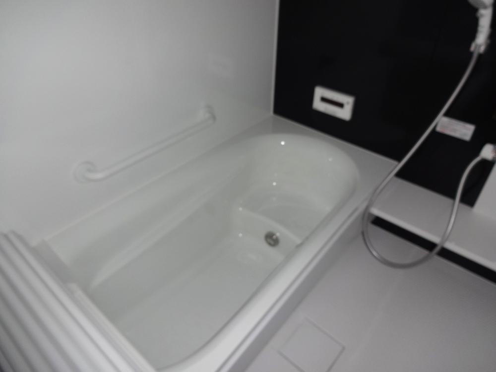 Bathroom. Indoor (11 May 2013) Shooting