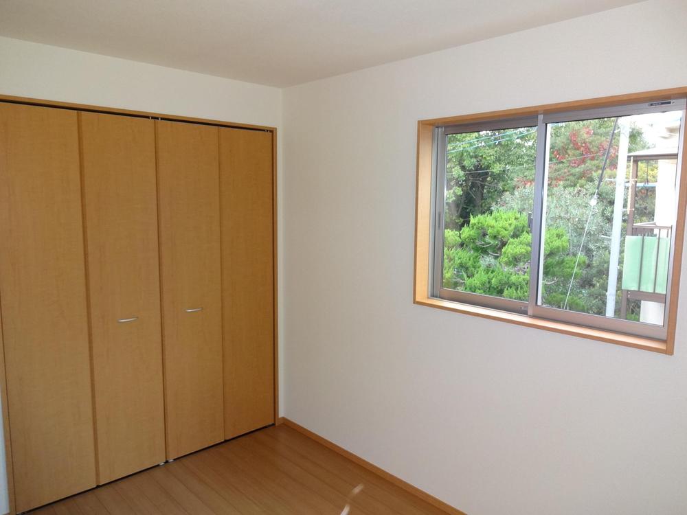 Non-living room. Indoor (11 May 2013) Shooting