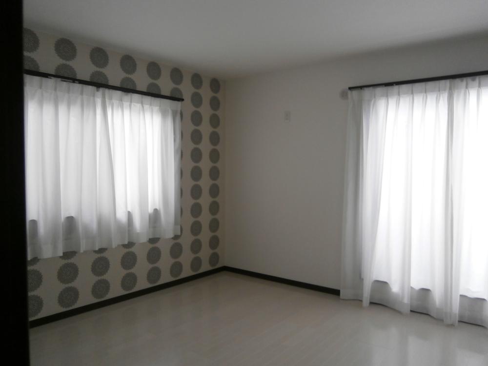 Non-living room. Indoor (June 2013) Shooting