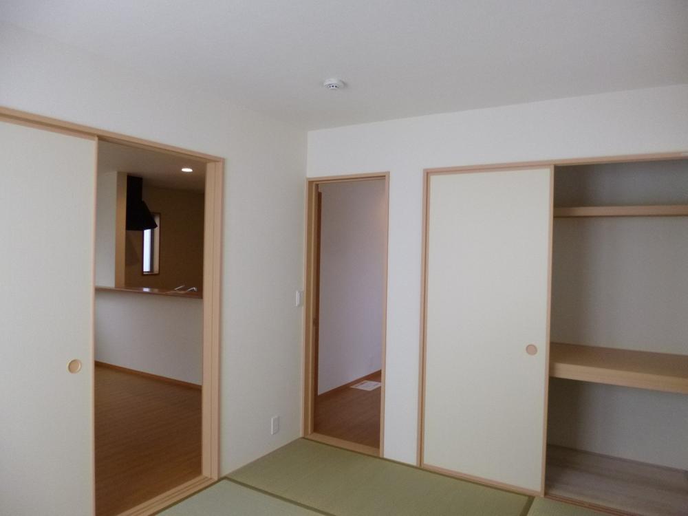 Non-living room. (December 2013) Shooting