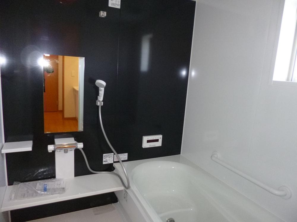 Bathroom. (December 2013) Shooting