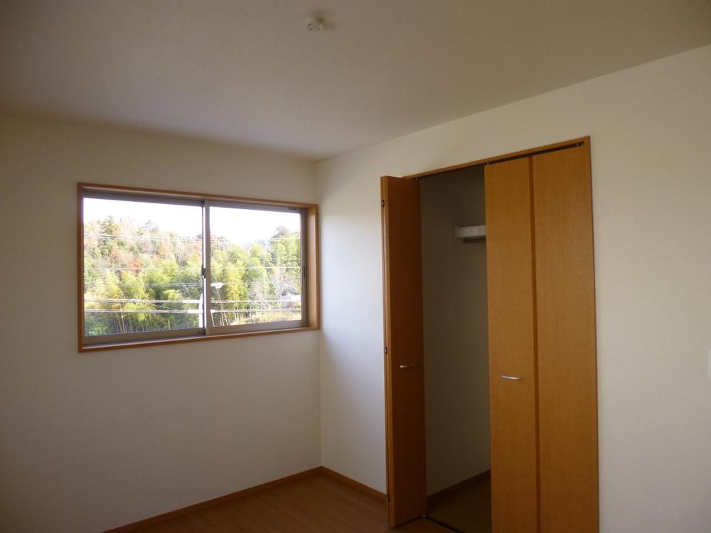 Non-living room. (December 2013) Shooting