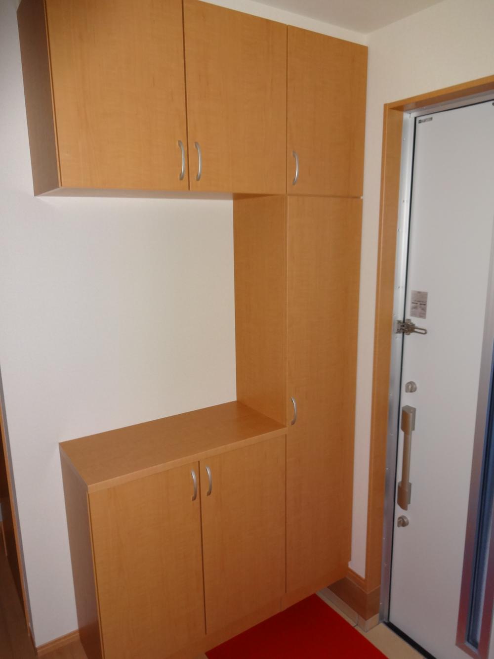 Entrance. Indoor (11 May 2013) Shooting