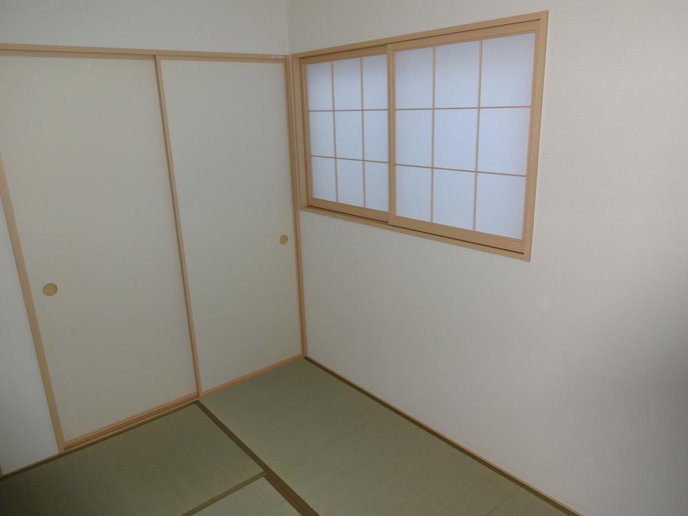 Non-living room. Indoor (11 May 2013) Shooting