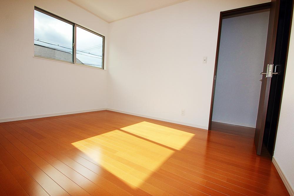 Non-living room. Indoor (11 May 2013) Shooting