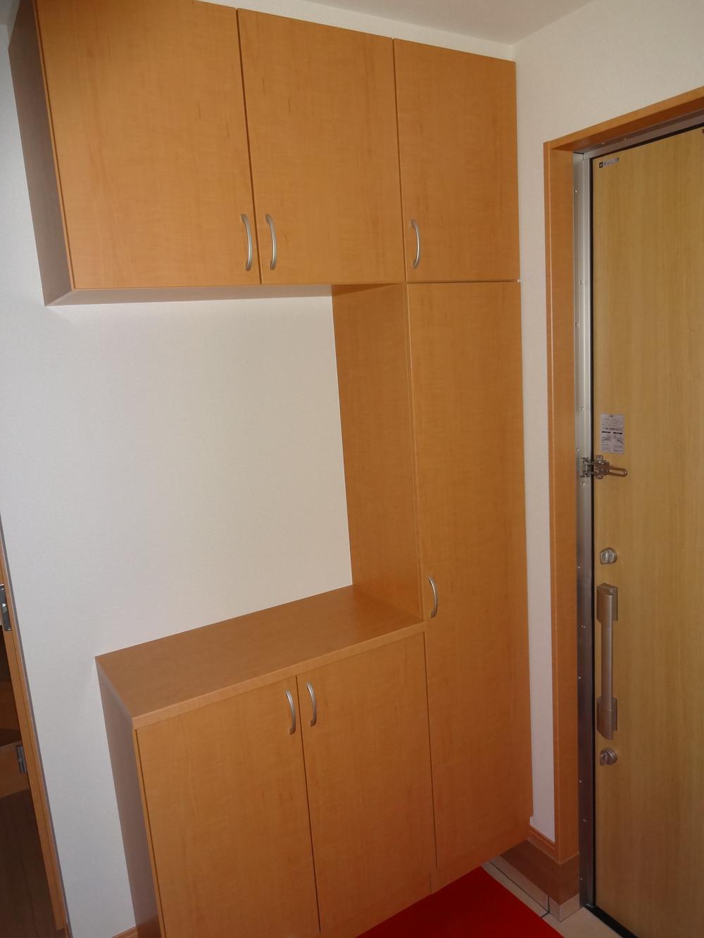 Entrance. Indoor (11 May 2013) Shooting