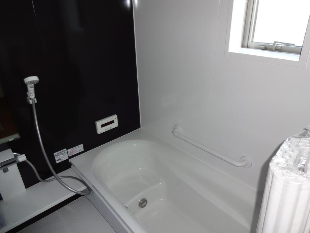 Bathroom. Indoor (11 May 2013) Shooting