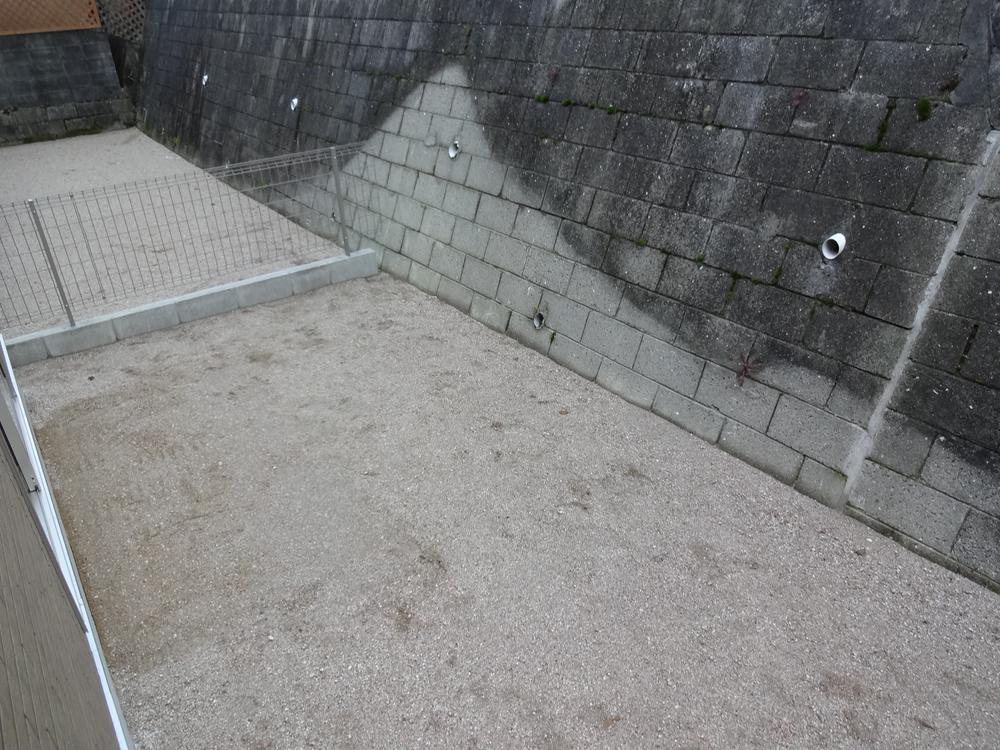 Garden. Local (11 May 2013) Shooting