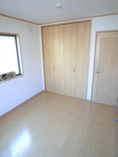 Non-living room. Room (August 2013) Shooting