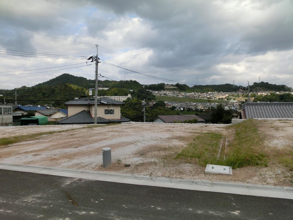 Local appearance photo. Local (10 May 2013) Shooting