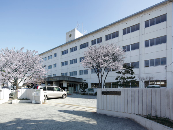 Surrounding environment. Municipal Inokuchimyojin elementary school (about 60m / 1-minute walk)