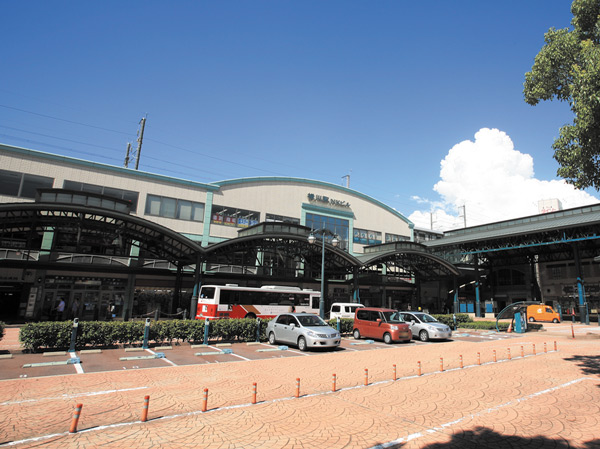 Surrounding environment. JR "Yokogawa" station (about 690m / A 9-minute walk)