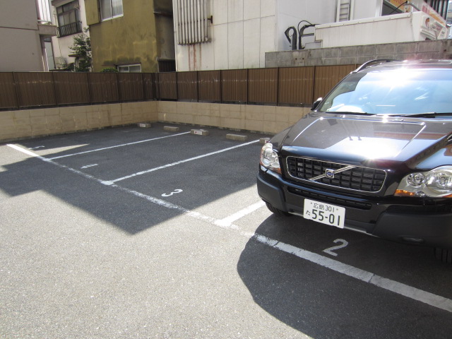 Parking lot