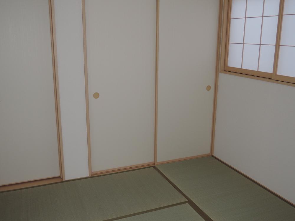 Non-living room. Indoor (11 May 2013) Shooting