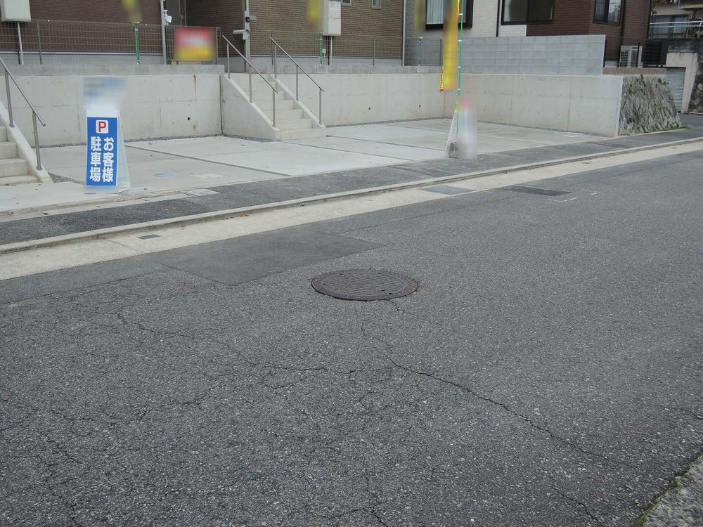 Local photos, including front road. Local (11 May 2013) Shooting