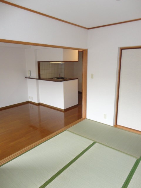 Living and room