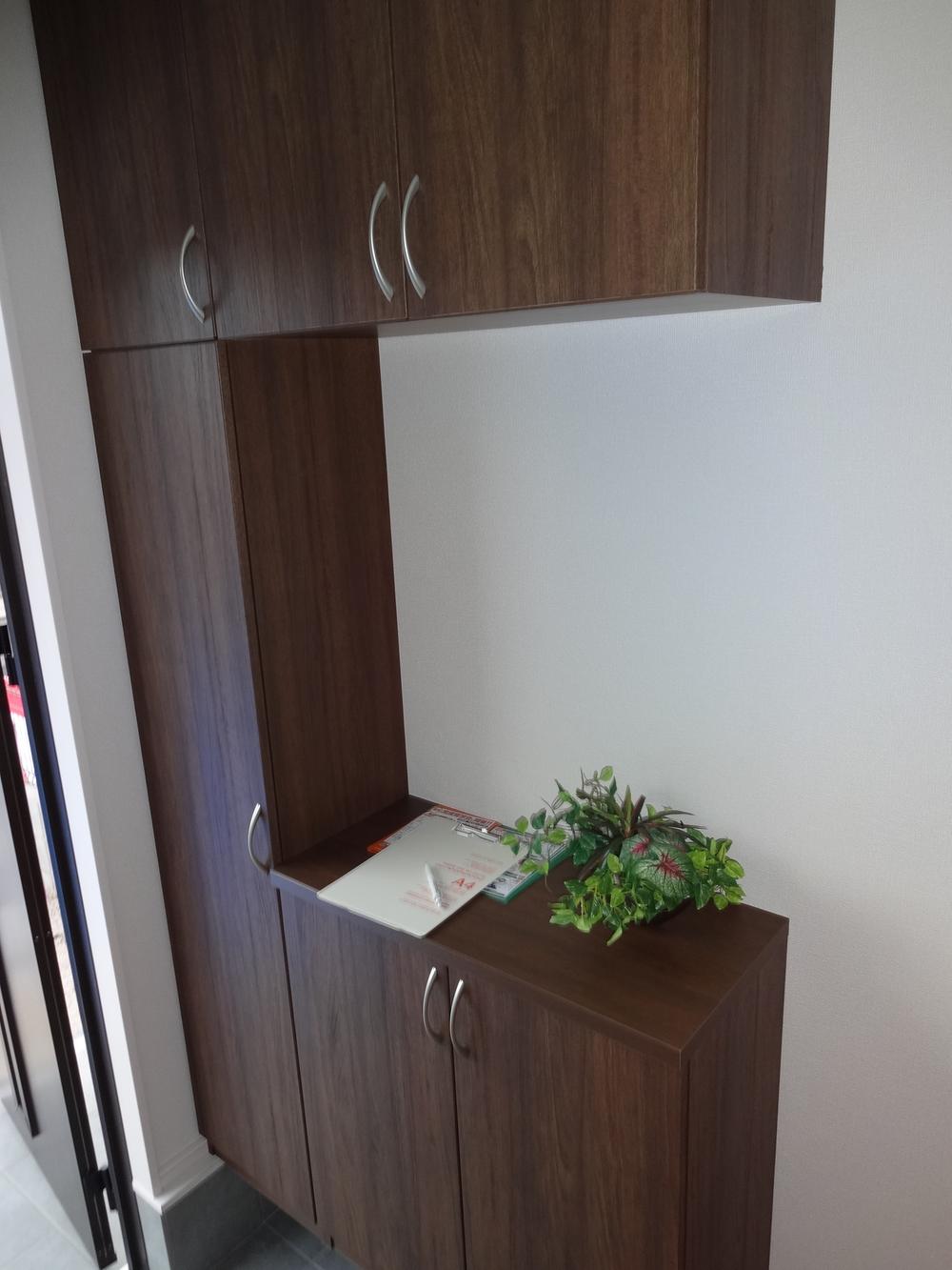 Entrance. Indoor (12 May 2013) Shooting