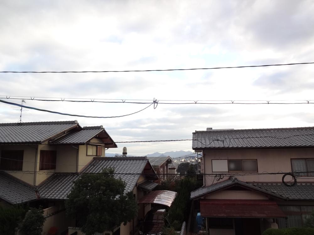 View photos from the dwelling unit. View from the site (December 2013) Shooting