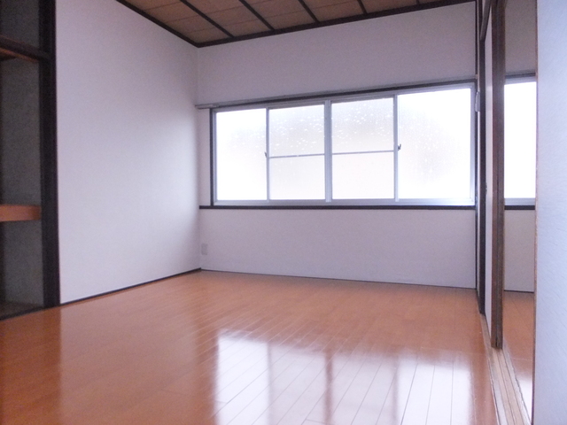 Other room space