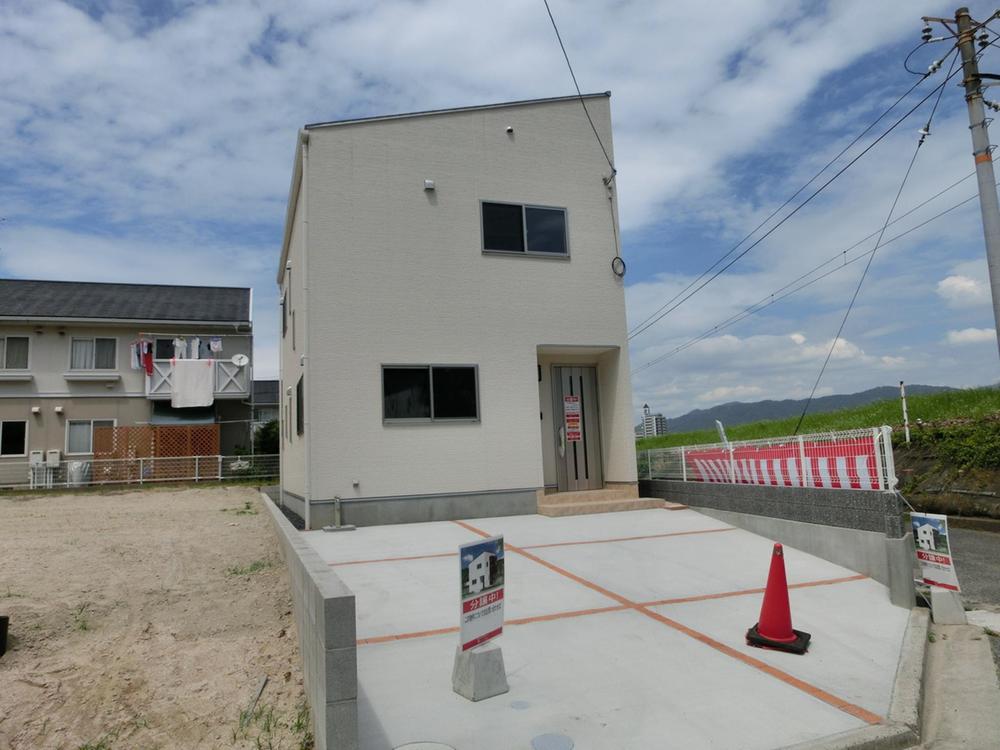 Local appearance photo. Local (June 2013) Shooting