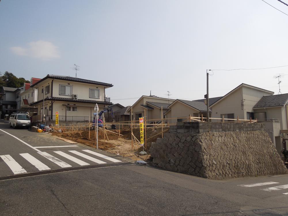 Local photos, including front road. Local (10 May 2013) Shooting