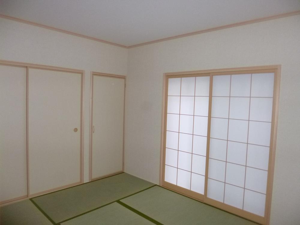 Non-living room. (November 2013) Shooting