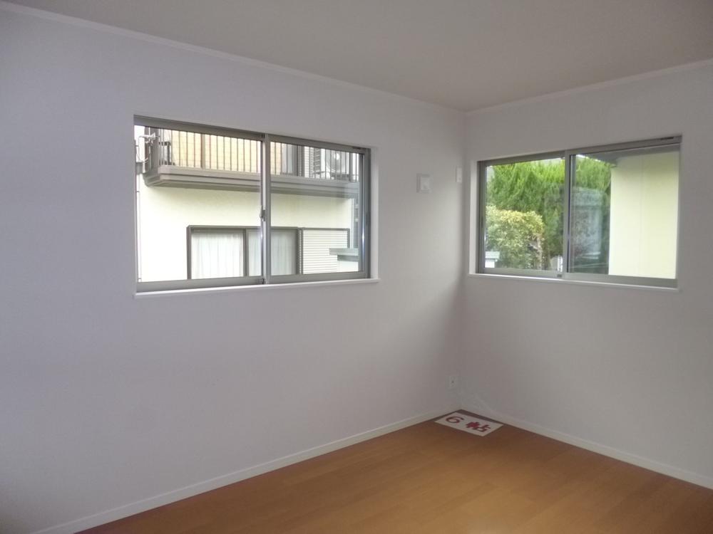 Non-living room. (November 2013) Shooting