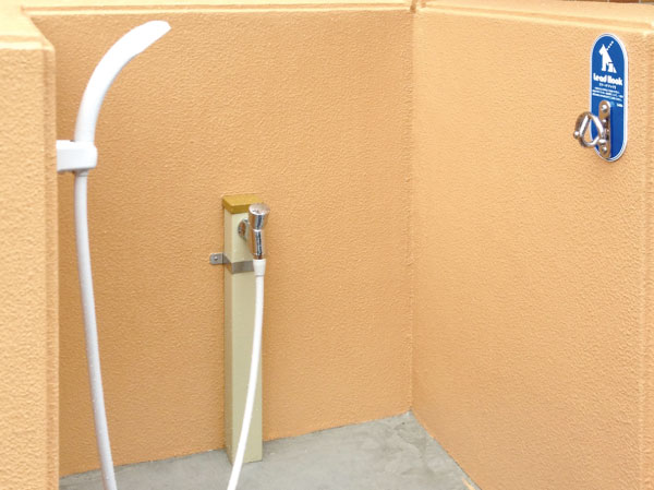 Common utility.  [Pets for foot-washing facilities] We established the foot washing facilities for pets on the north side of the apartment. You can return to the home from the wash to clean here after a walk, The room is not dirty.  ※ There is a size, and the like restrictions on the breeding possible pet. For more information, please contact the person in charge. (Same specifications)