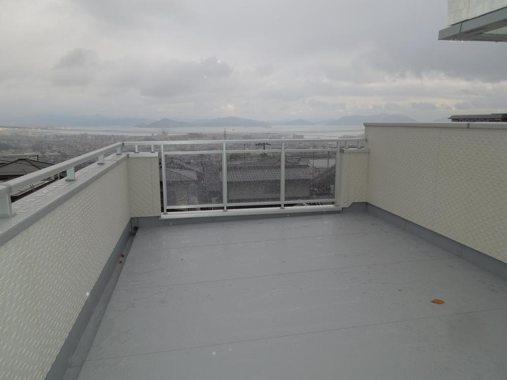 View photos from the dwelling unit. Popular to visitors like