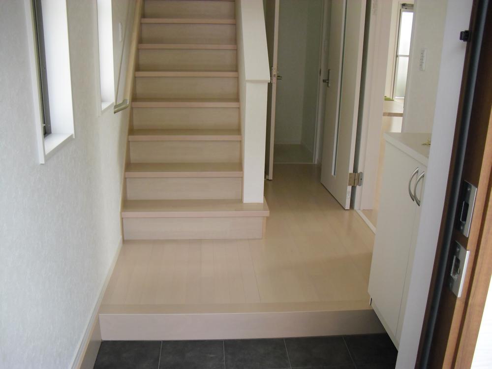 Entrance. Bright airy foyer