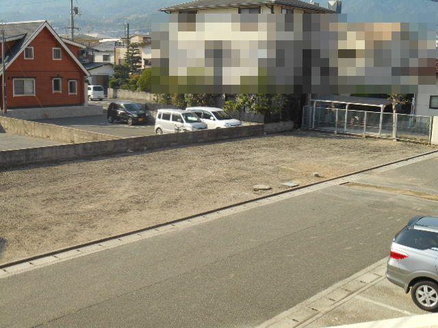 Local photos, including front road. Local (September 2013) Shooting